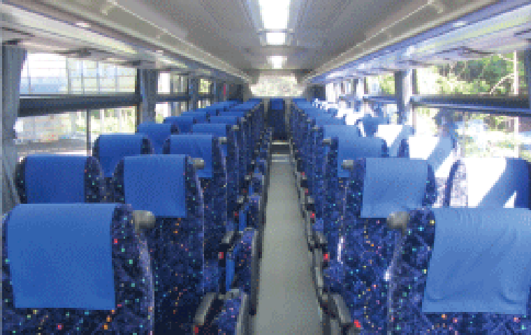 大型バス・正シート49人＋補助シート11人／令和元年製造車両 内装