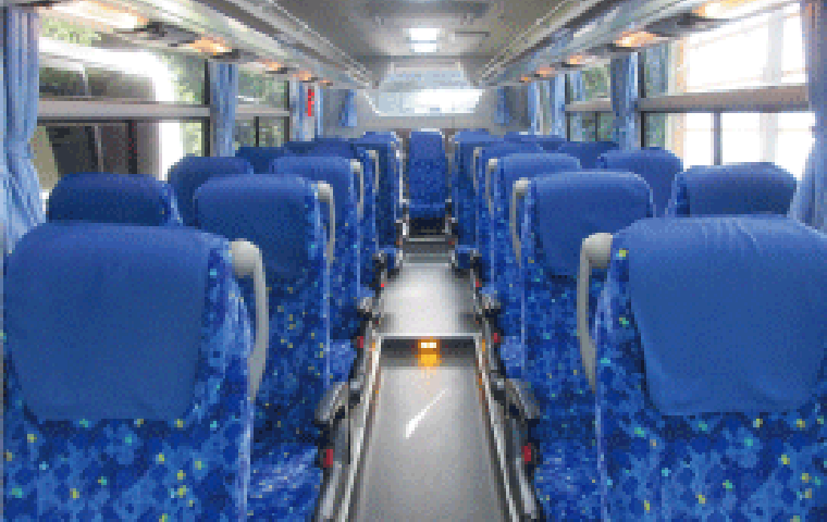 中型バス／平成27年製造車両 内装